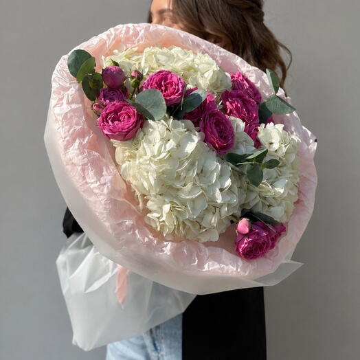 "Любимой..." 💖 Букет пионовидных роз и гортензий