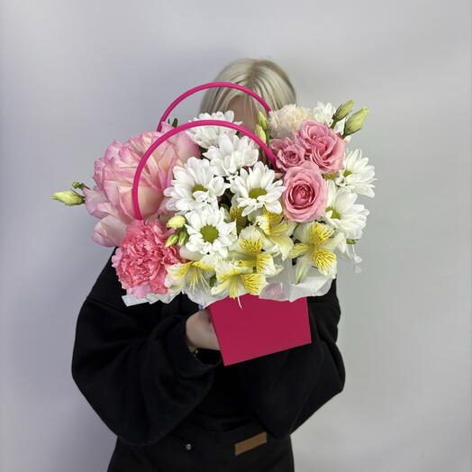 Сумочка в нежных оттенках