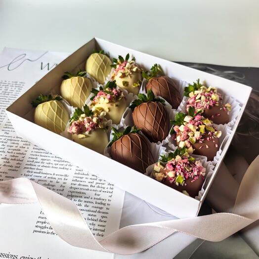 Клубника в шоколаде 12-16 ягод, нежный подарок, маме, жене, сестре