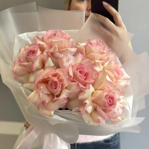 Ажурные розы