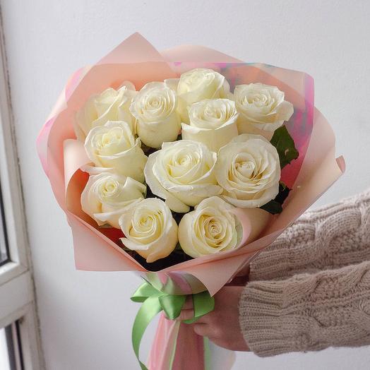 11 rosas blancas por paquete