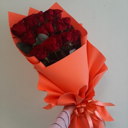 Ramo de 15 rosas rojas 70cm