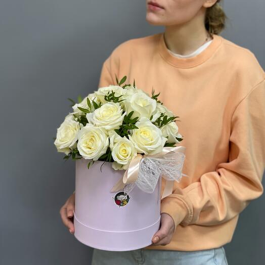 Caja de rosas blancas