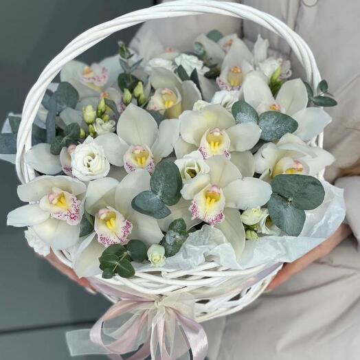 Корзина с цветами 6