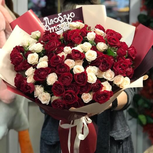 Ramo de rosas de arbusto