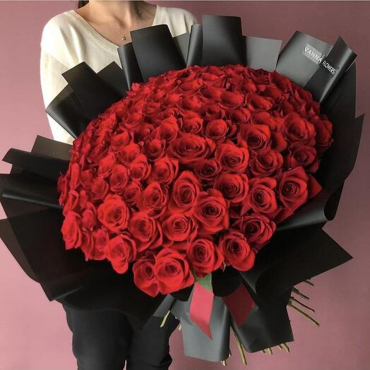 Букет из 101 королевской розы