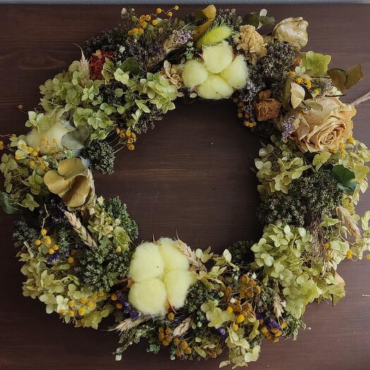 Corona en la puerta, decoración de mesa festiva