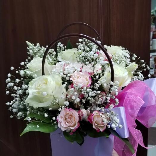 Цветы в коробке