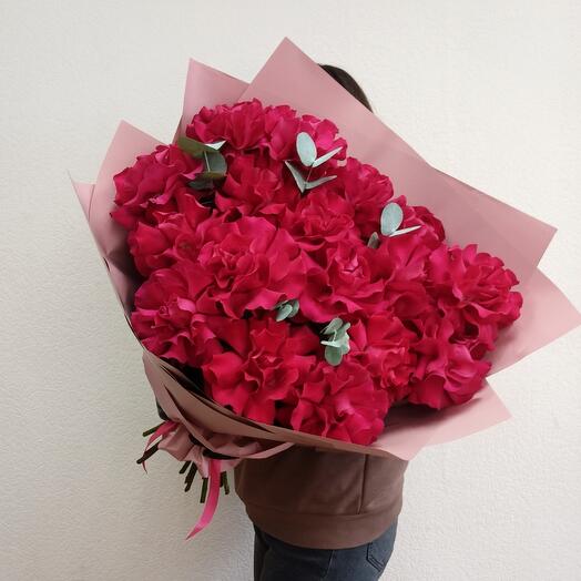 17 rosas francesas brillantes