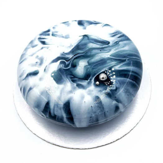 Муссовый торт «Клубника-ваниль и шоколад»