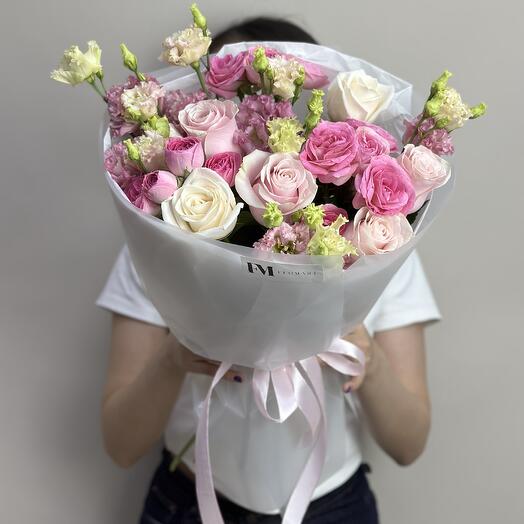 Букет с эустомой