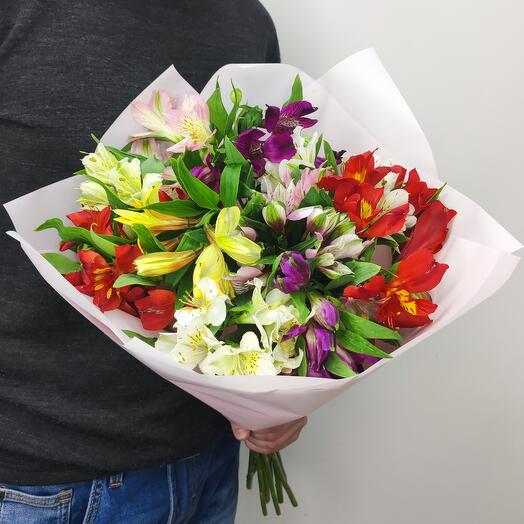 Букет из 9 ярких альстромерий