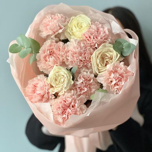 Pink roses and dianthuses