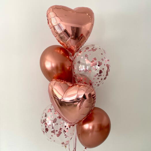 Fuente de bolas con corazones y besos