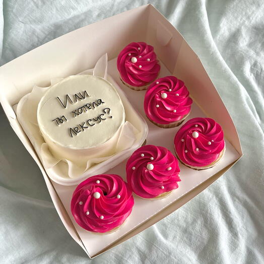 Бенто с капкейками