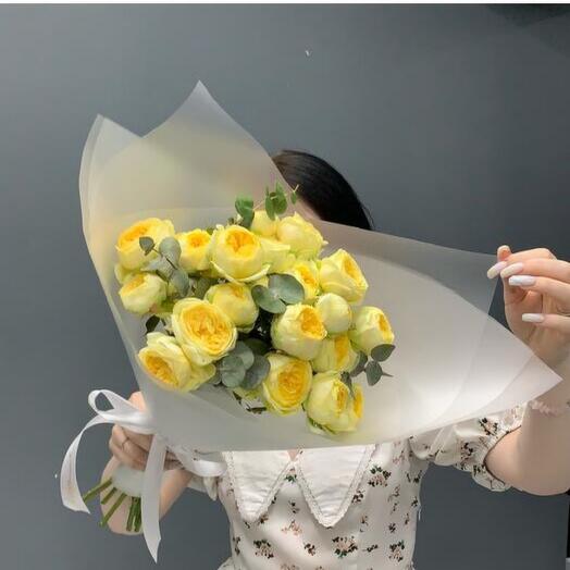 Ramo de 9 rosas de peonía de arbusto amarillo Peony Bubbles