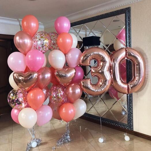 На день рождения 33