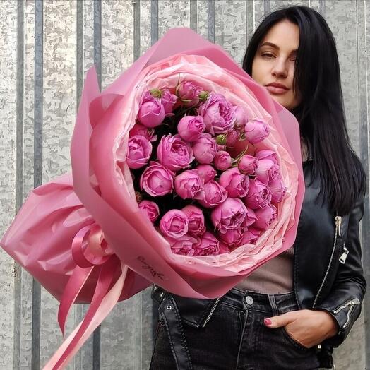 Пионовидные кустовые розы