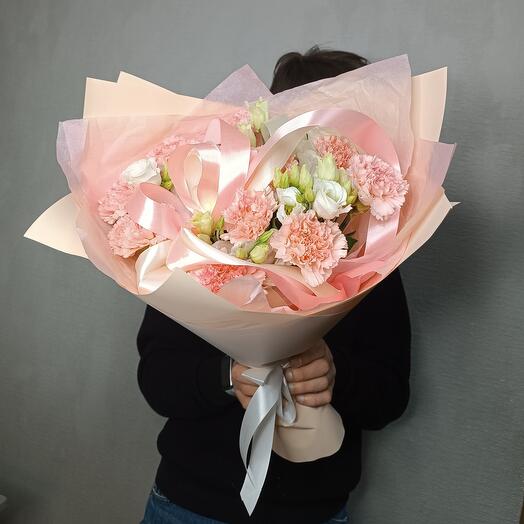 Нежные диантусы и ароматная эустома 💞