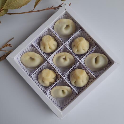 Set of chocolate dumplings and khinkali