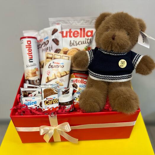 Корзина сладостей Kinder