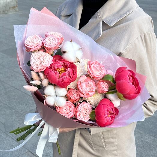 Ах, весна!🌸 Авторский букет с розовыми пионами, пион розой, хлопком и хризантемой
