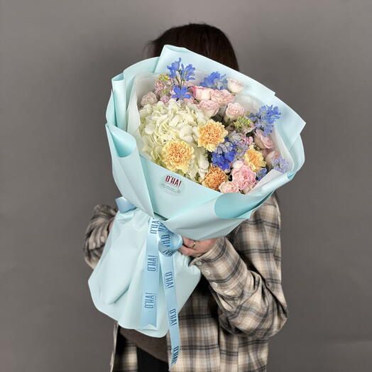 Bouquet in blue colour