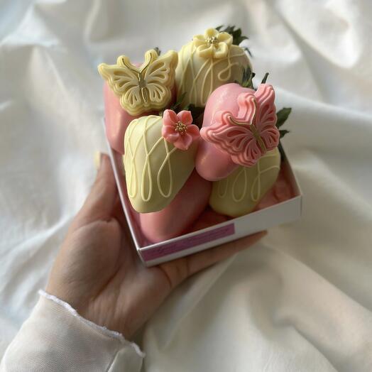 Мини тортик из клубники в шоколаде 🍰
