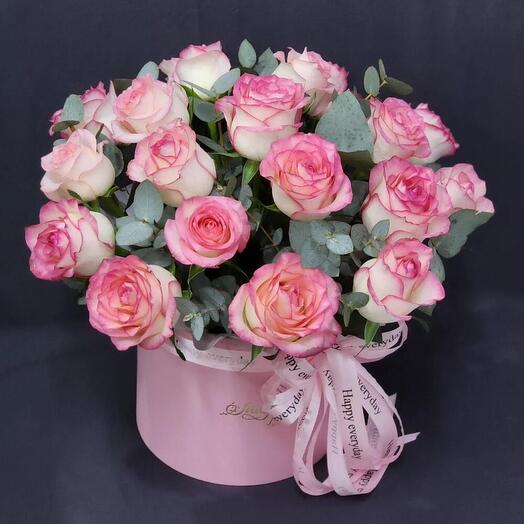 Розовый рай в коробке, розы