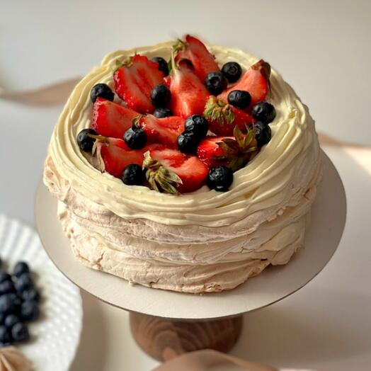 Бенто 800 гр меренговый , подарок на день рождения, торт к чаю