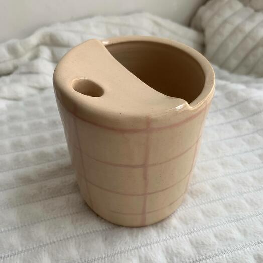 Кружка керамическая "Розовая клетка" под трубочку