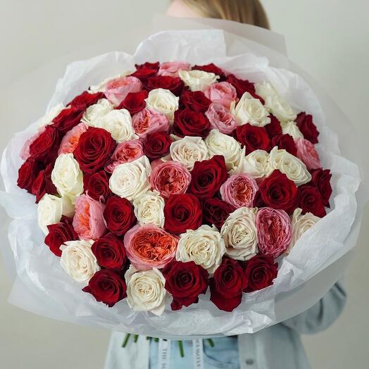 Peach Red and White Roses Bouquet