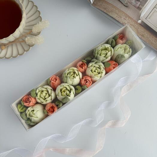 Тюльпаны из зефира, микс размеров  бело-зеленый и розовый