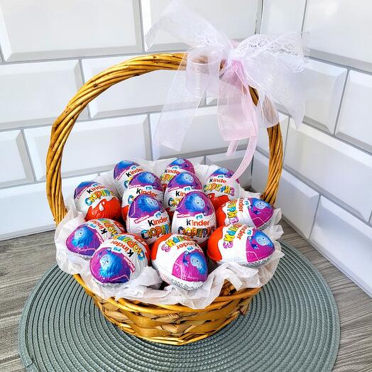 Киндер сюрприз. Корзина