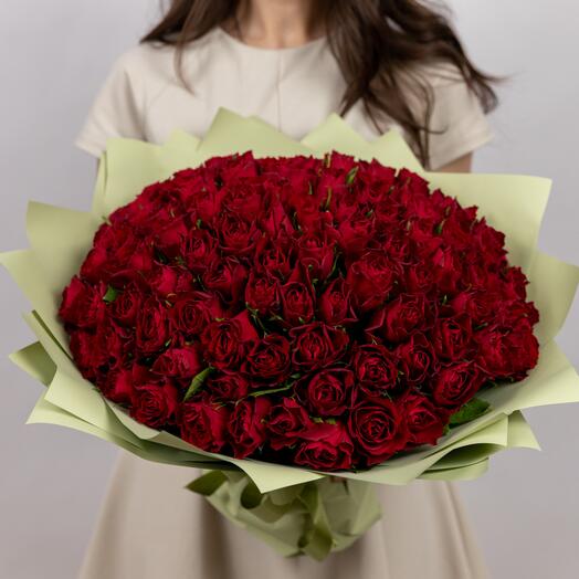 101 красная роза Madam Red