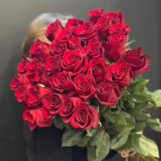 31 красная Роза 🌹