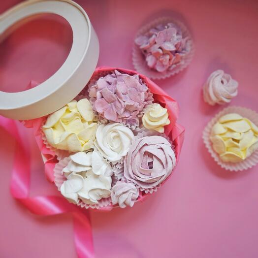 Букет из зефира в подарок подруге, маме, сестре