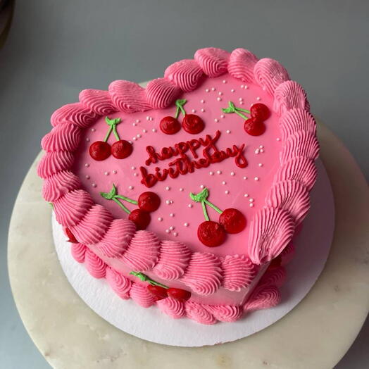 Торт 1,5кг в форме сердца для девочки