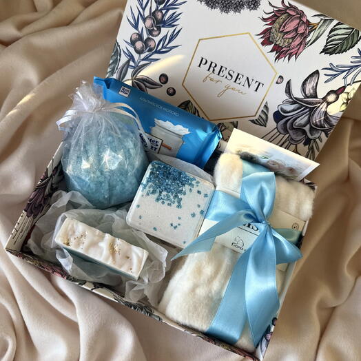 Подарочный набор для женщин, для мамы, с носочками, мылом и мерцающей солью ручной работы, ritter sport и бомбочкой