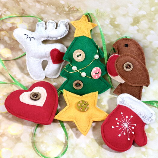 Фетровые игрушки на елку, новогодний подарок