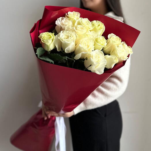Букет  "15 белых метровых роз"