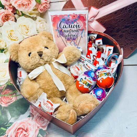 Сладкий набор с мишкой. Подарок на 8 Марта для жены, любимой девушки, любимой, второй половинки, дочки, сестры, мамы, тети