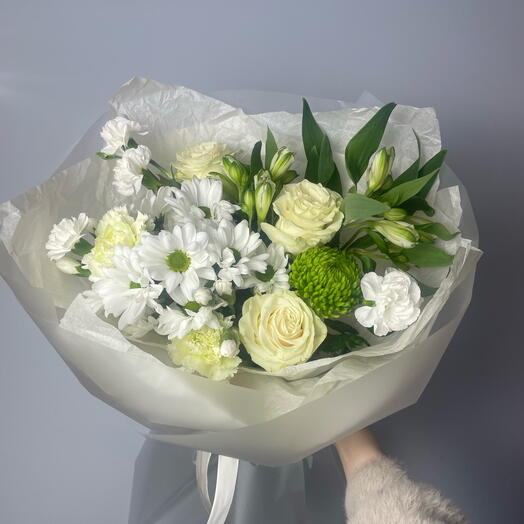 Букет с хризантемой, альстромерией и Шабо