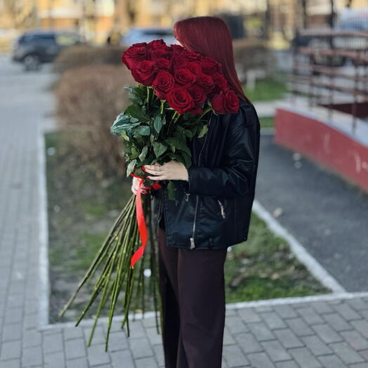 Букет из 25 красных роз Премиум Эквадор