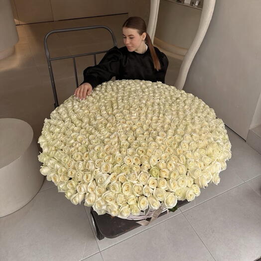 Корзина с цветами 501 Роза