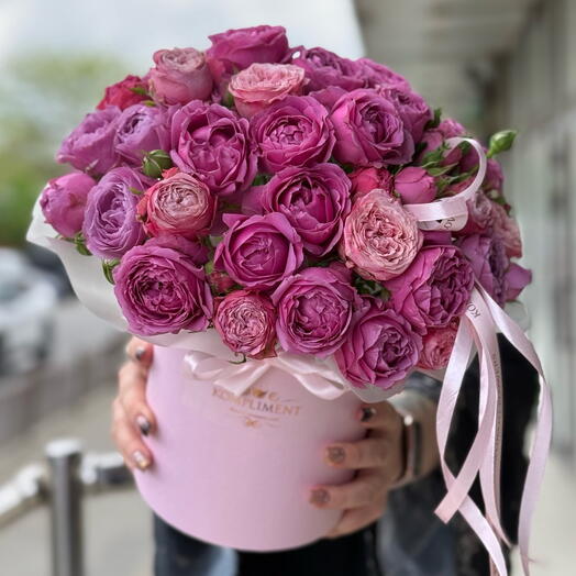 Шикарная коробка из пионавидных ароматных роз🌸