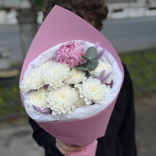 Букет комплимент с пионом