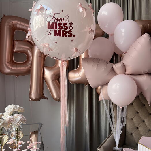 Шары с гелием на девичник с прозрачным шаром From MISS to MRS 5730