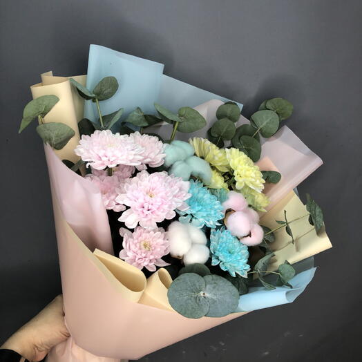 Пастельный букет с хризантемами,эвкалиптом и хлопком🌸🩷☘️