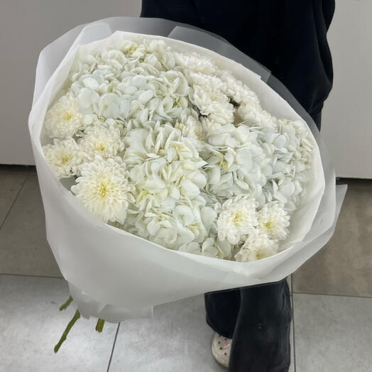 Пышный Букет «Как из Pinterest» : из хризантем и гортензии🤍